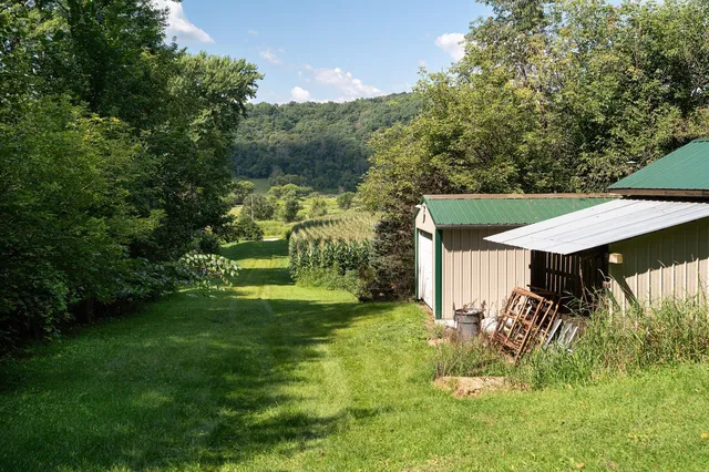 $740,000 | 23509 County Highway East, Dayton, WI 53581