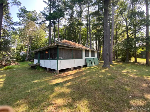 $189,900 | N3703 Us 2 Highway, Iron Mountain, MI 49801