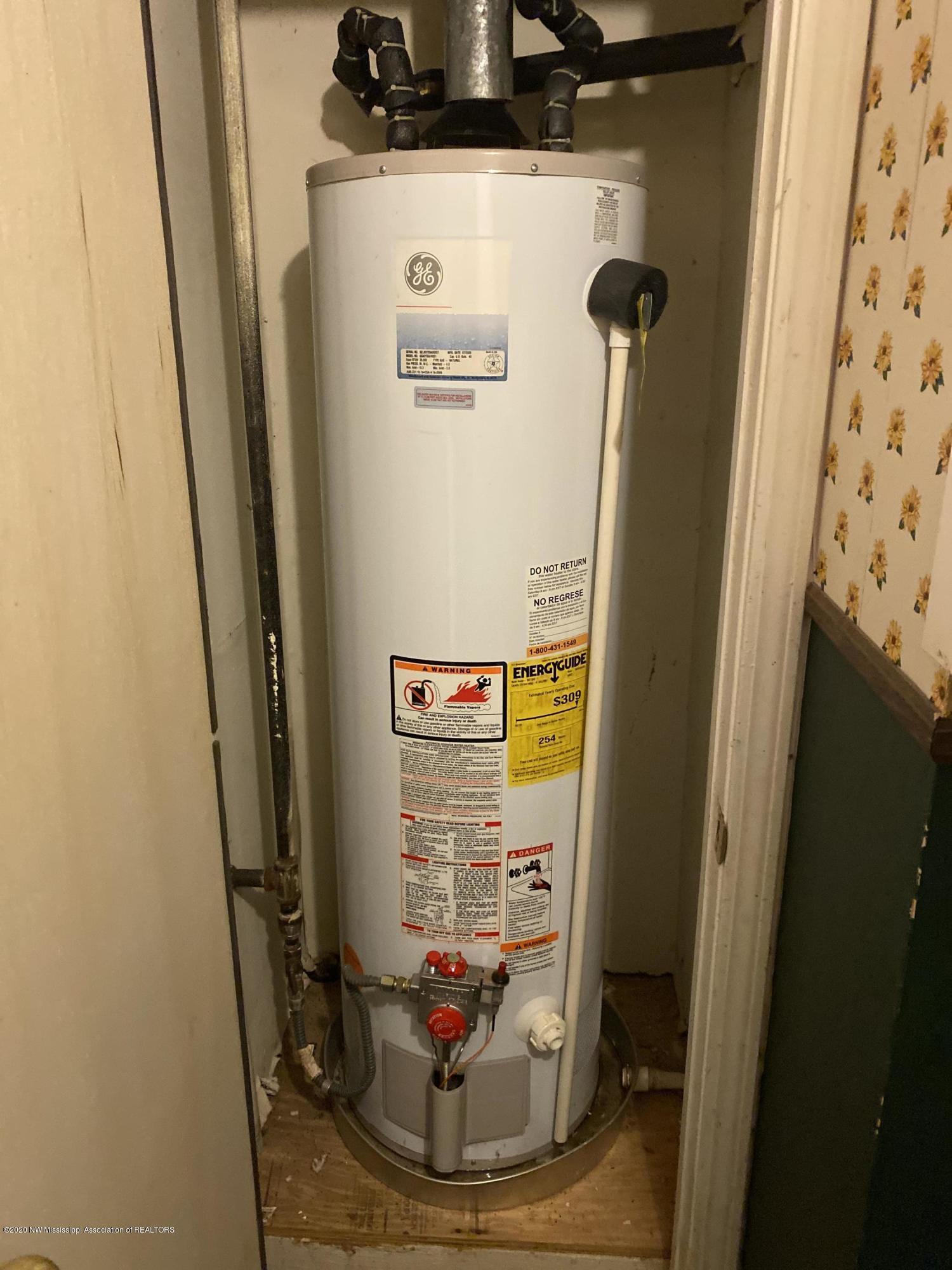 6385 Forestgate Road Horn Lake, MS 38637 - Photo 16 of 18 Water Heater