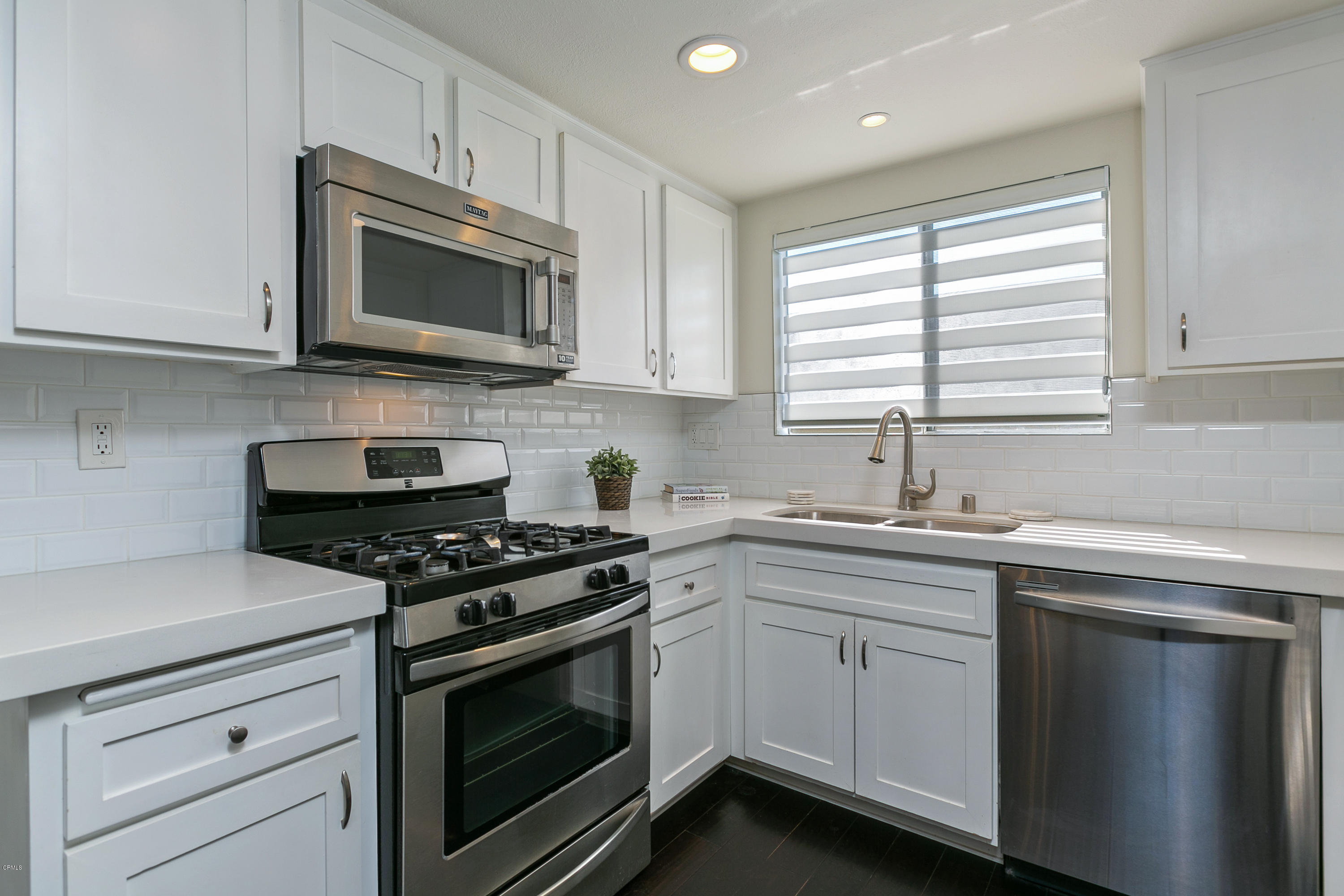 246 Alpine Street, Unit 12 Pasadena, CA 91106 - Photo 5 of 21 egpimaging_246AlpineStreet12_013_FLEXMLS