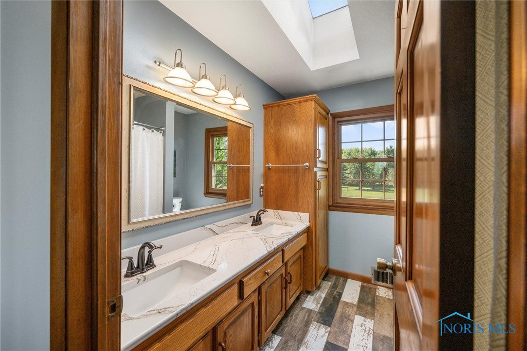 3510 Corduroy Road Oregon, OH 43616 - Photo 25 of 49 Gallery Image 25