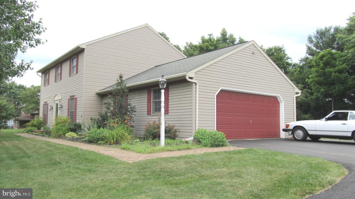 6 Star Lite Drive Lititz, PA 17543 - Photo 2 of 19 Gallery Image 2