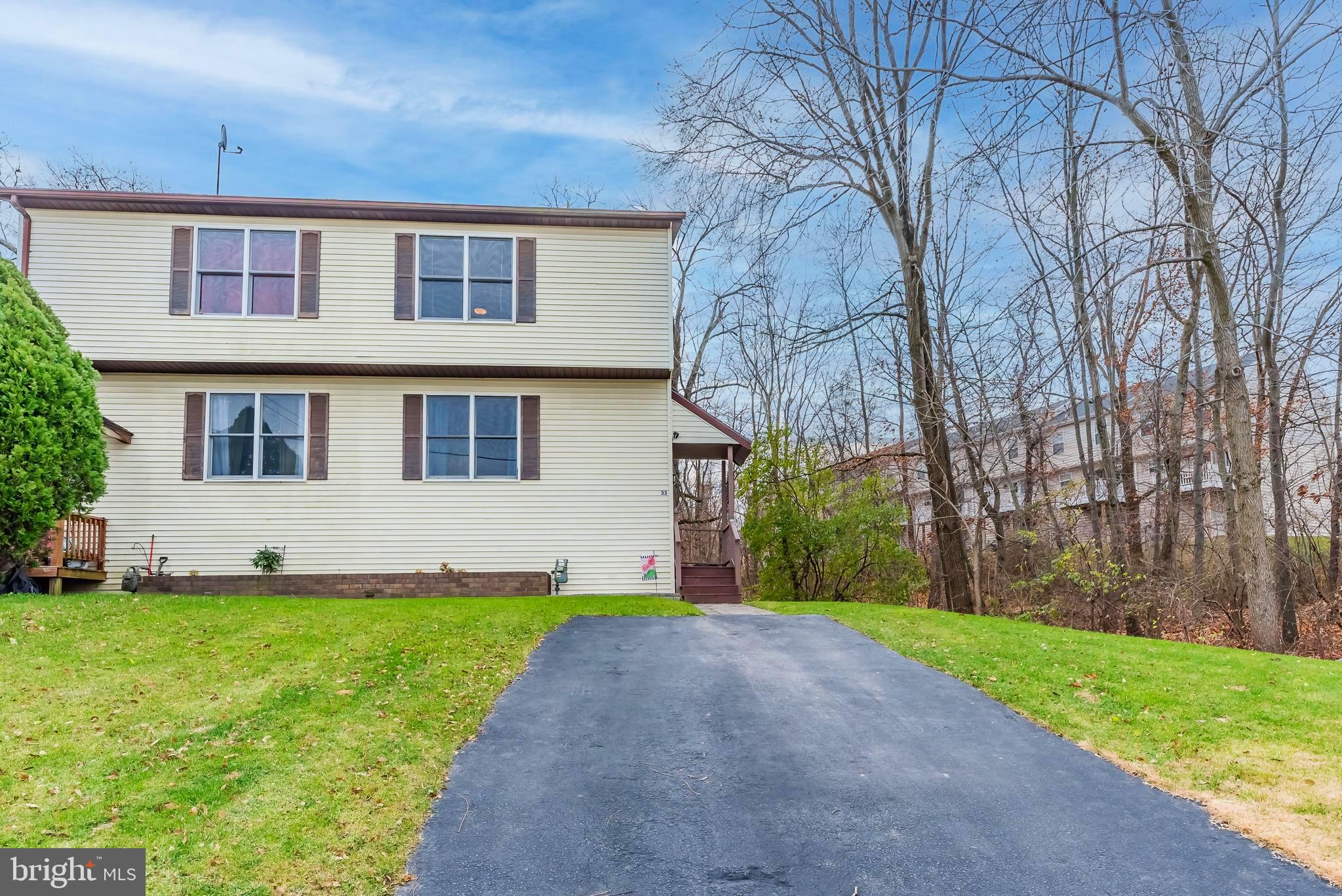 33 Bowman Road Hanover, PA 17331 - Photo 2 of 24 Gallery Image 2