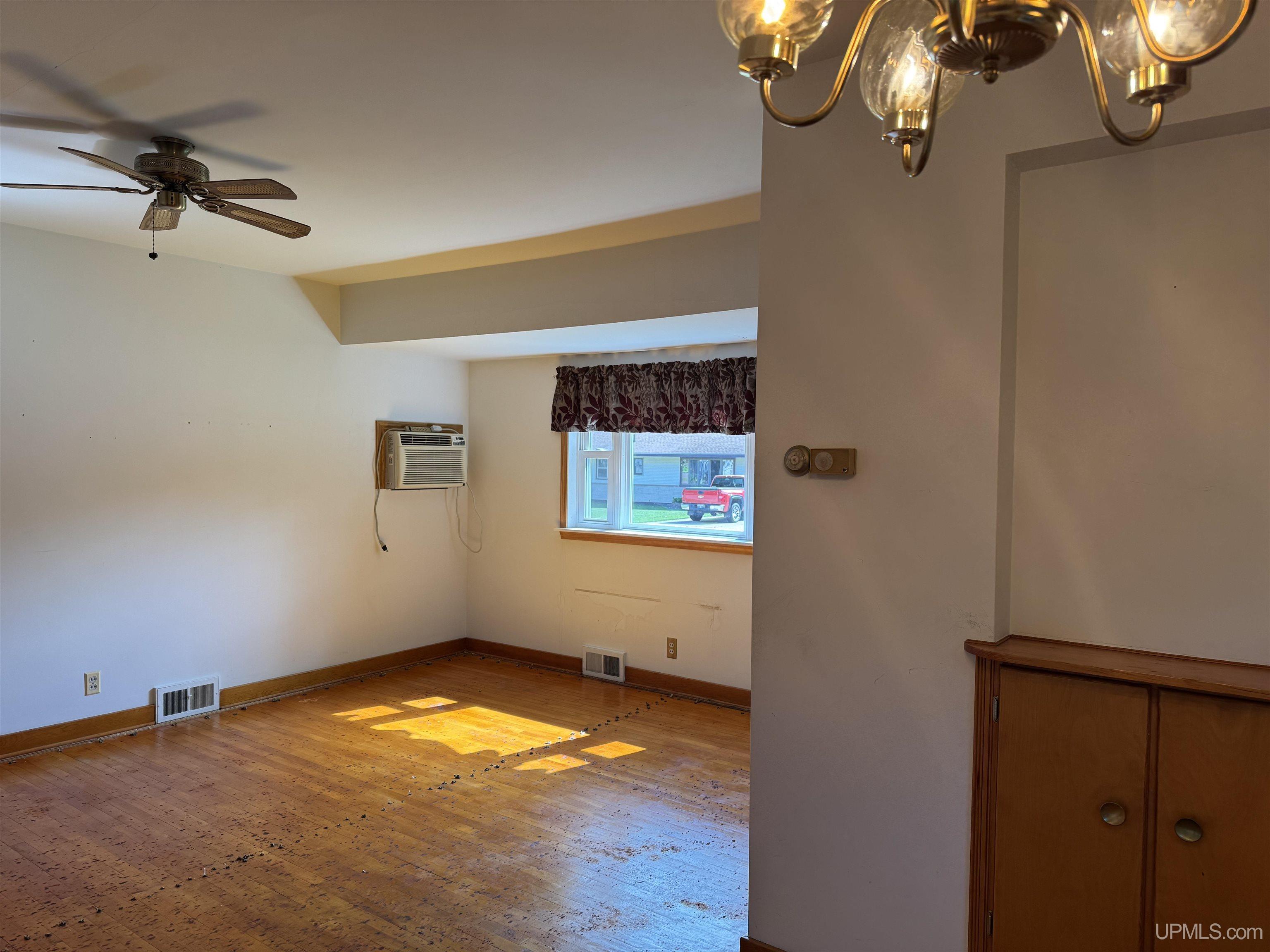 125 Daisy Street Ishpeming, MI 49849 - Photo 13 of 44