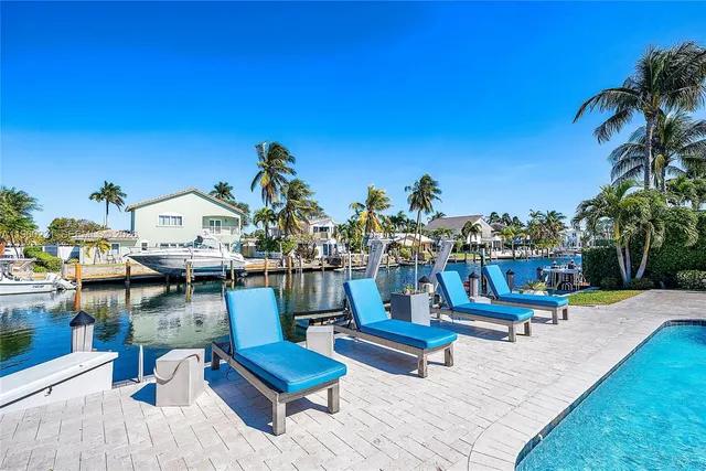 $2,395,000 | 2809 Northeast 32nd Street, Lighthouse Point, FL 33064