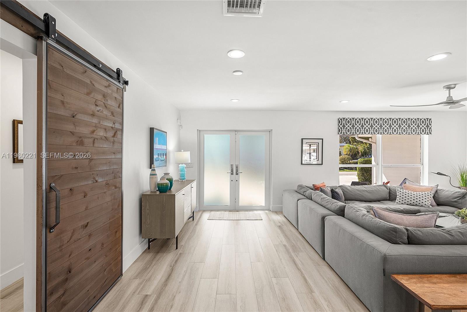 2809 Northeast 32nd Street Lighthouse Point, FL 33064 - Photo 6 of 47