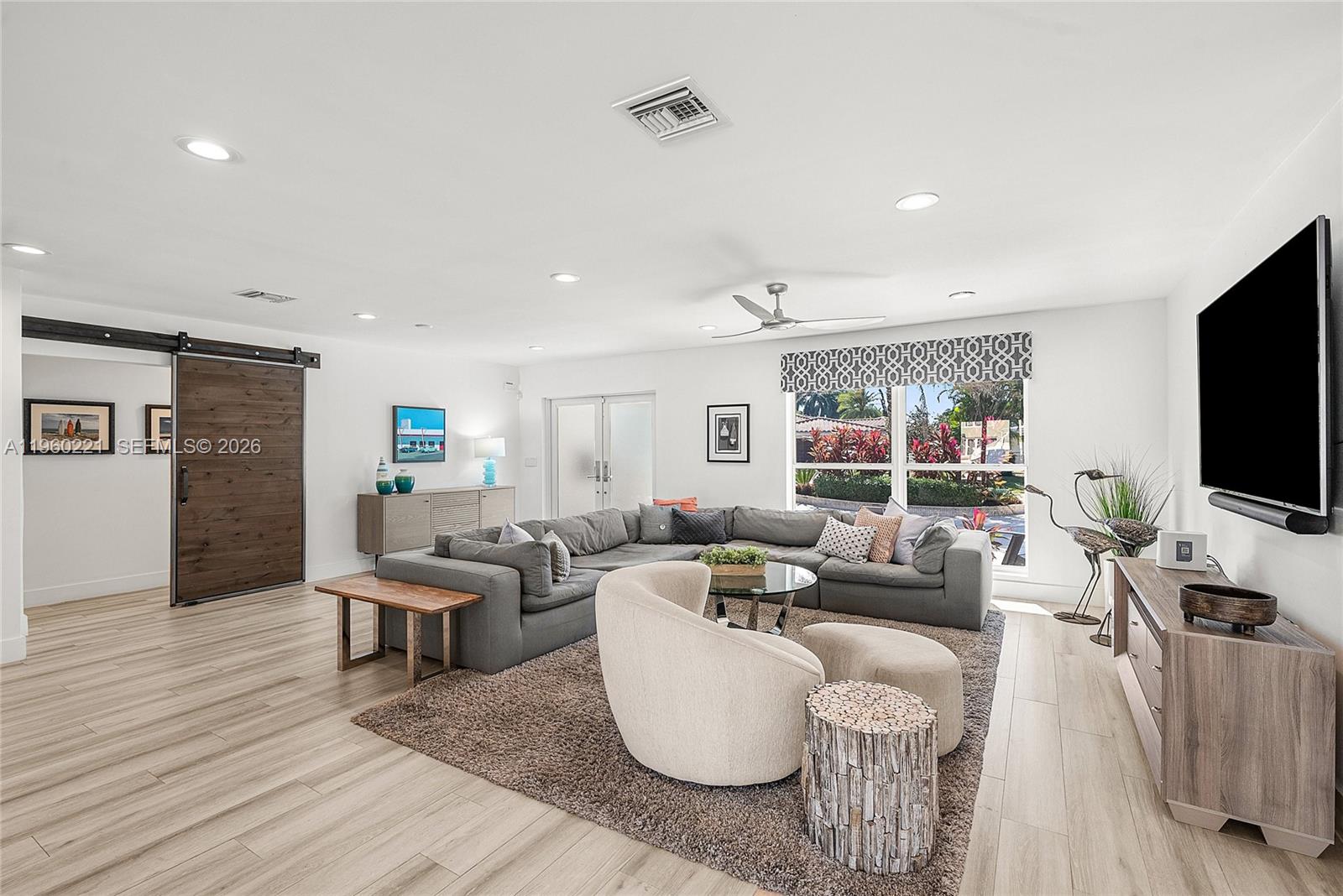 2809 Northeast 32nd Street Lighthouse Point, FL 33064 - Photo 7 of 47