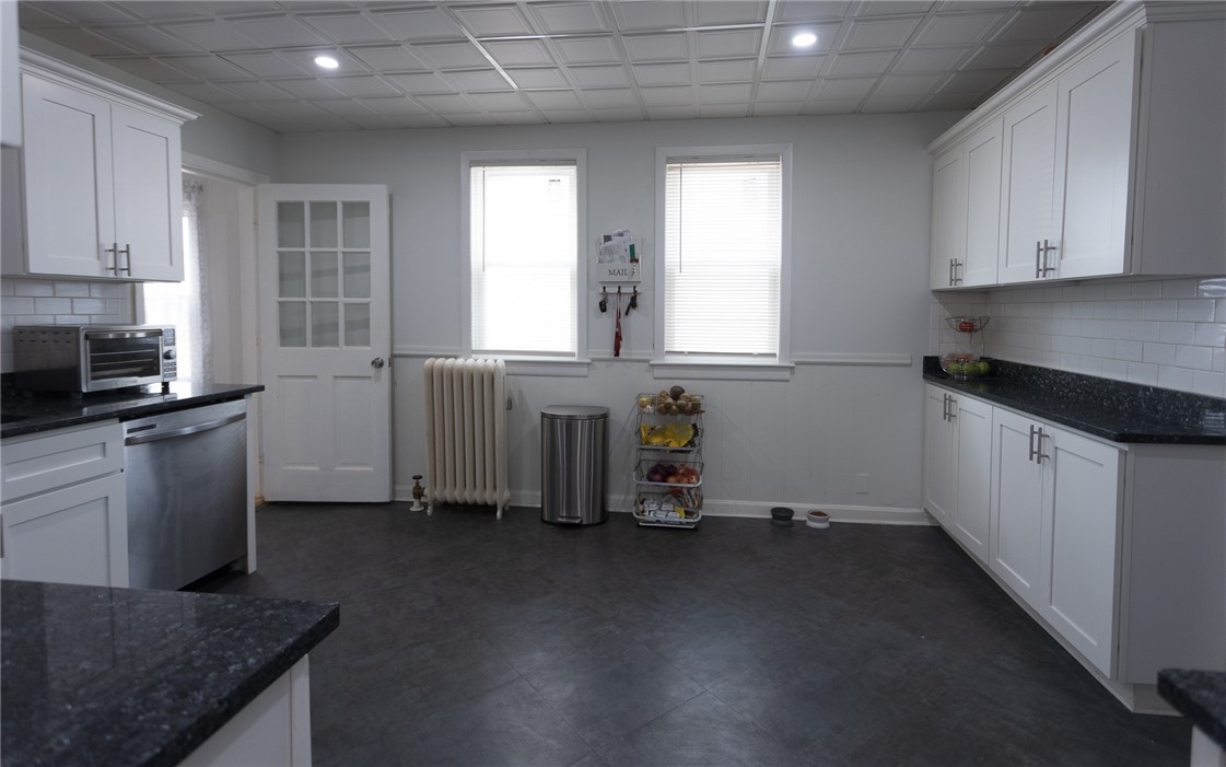 180 Rounds Avenue Providence, RI 02907 - Photo 17 of 37