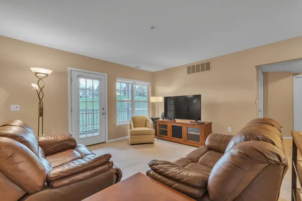 $264,900 | 1224 Joyce Lane, Ann Arbor, MI 48103