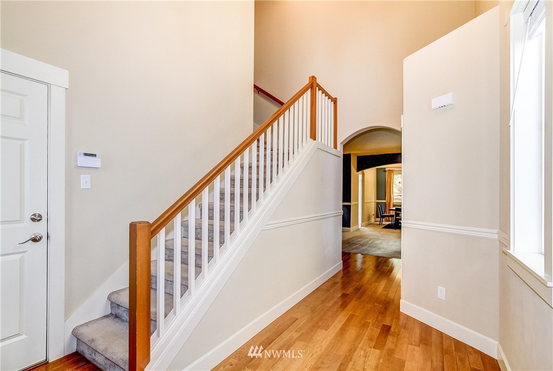 4331 226th Place Southeast Bothell, WA 98021 - Photo 2 of 19
