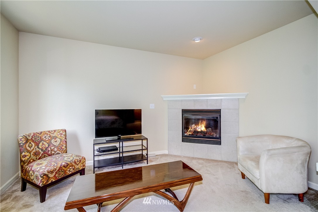 4331 226th Place Southeast Bothell, WA 98021 - Photo 12 of 19