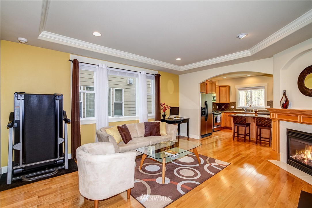 4331 226th Place Southeast Bothell, WA 98021 - Photo 5 of 19