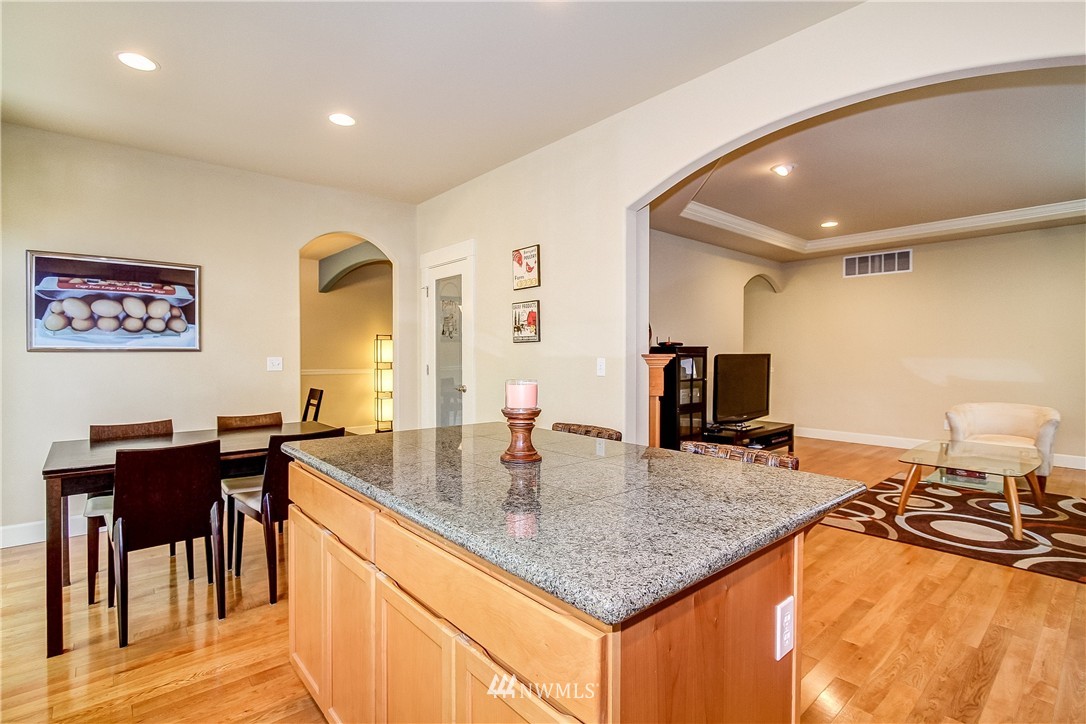 4331 226th Place Southeast Bothell, WA 98021 - Photo 7 of 19