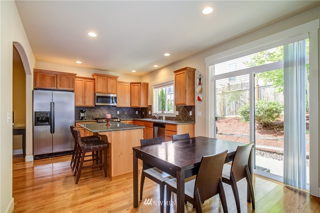 4331 226th Place Southeast Bothell, WA 98021 - Photo 9 of 19