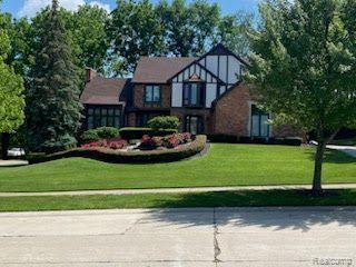 2361 Oak Ridge Drive Troy, MI 48098 - Photo 4 of 68 Gallery Image 4