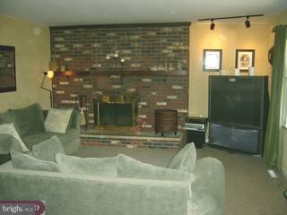338 Rancocas Boulevard Mount Laurel, NJ 08054 - Photo 3 of 6