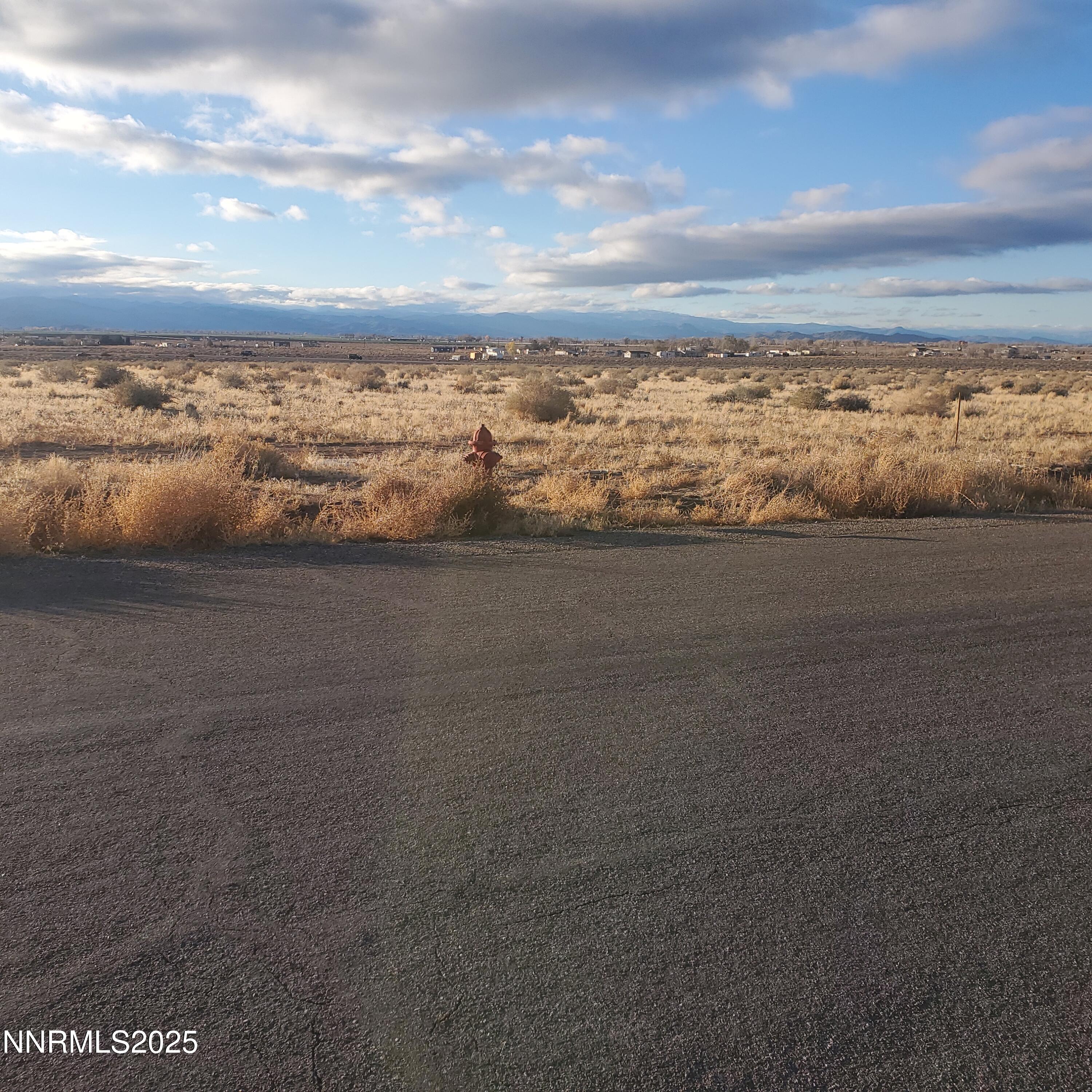 45 Nadel Lane Yerington, NV 89447 - Photo 2 of 6 a view of an ocean and beach