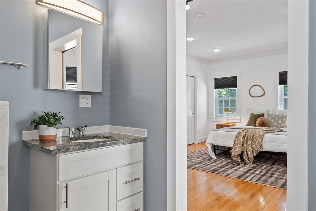19 Conwell Street, Unit 1 Somerville, MA 02143 - Photo 14 of 32