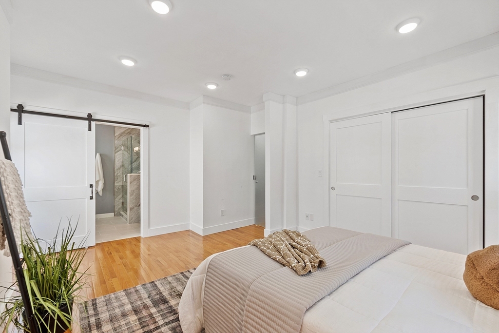 19 Conwell Street, Unit 1 Somerville, MA 02143 - Photo 15 of 32