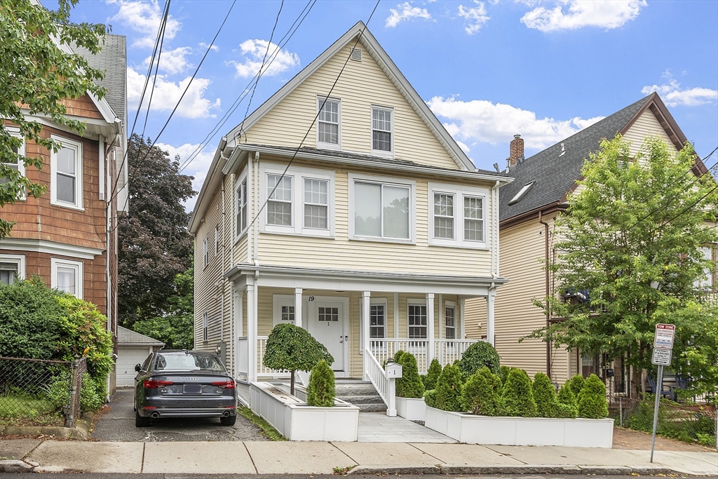 19 Conwell Street, Unit 1 Somerville, MA 02143 - Photo 32 of 32