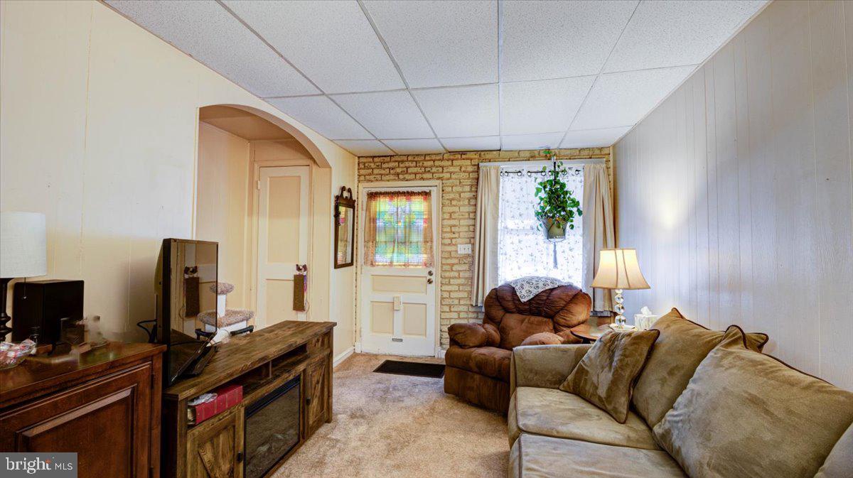 1118 Anglesea Street Baltimore, MD 21224 - Photo 5 of 17