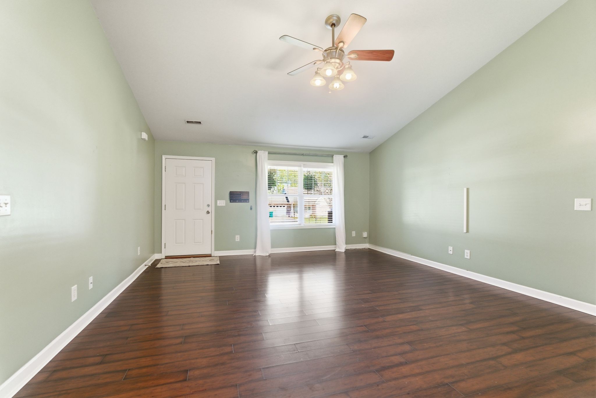 5007 Morning Dove Lane Spring Hill, TN 37174 - Photo 4 of 36