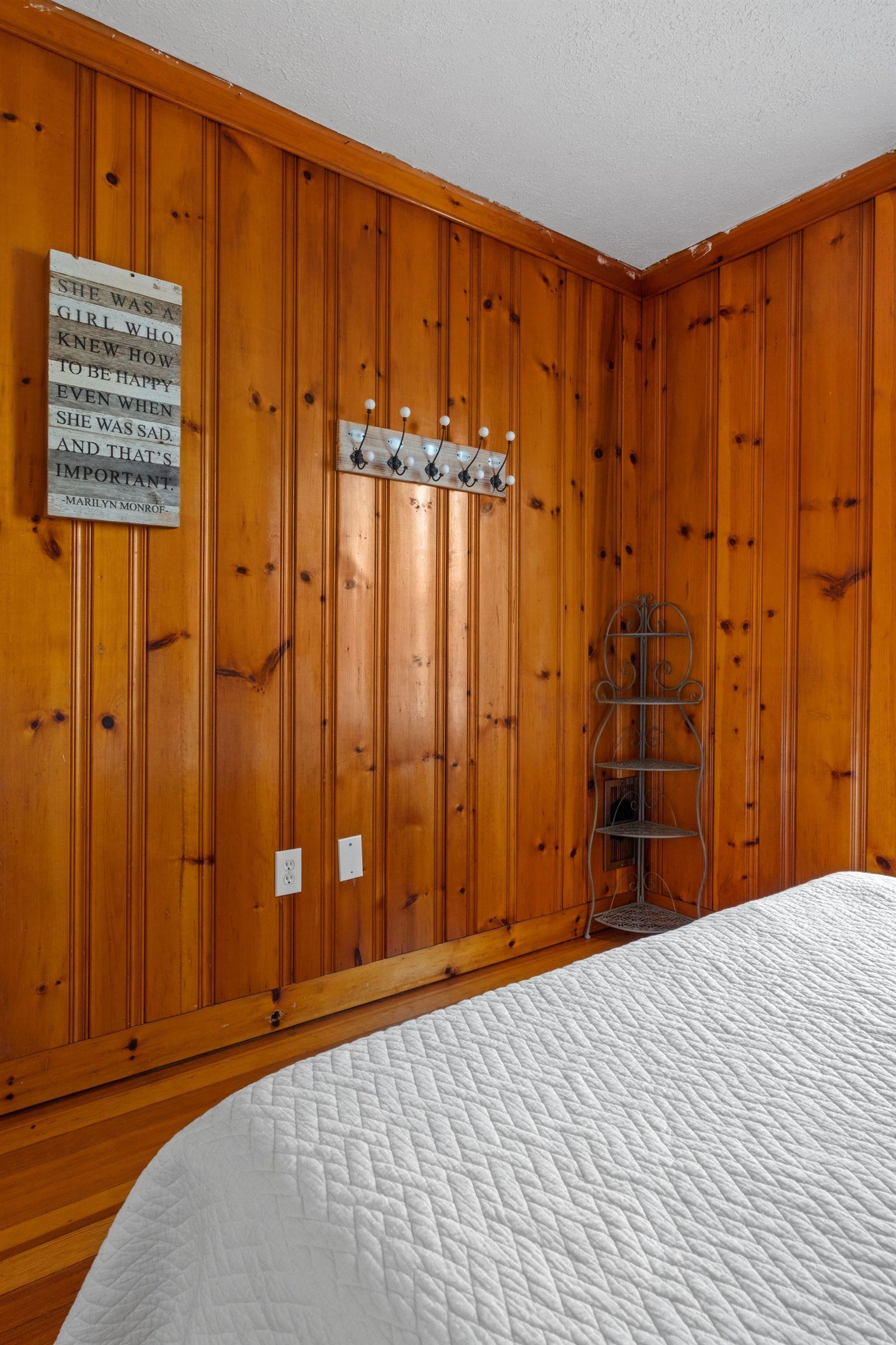 65 South Elm Street, Unit 2 Manchester, NH 03103 - Photo 12 of 28