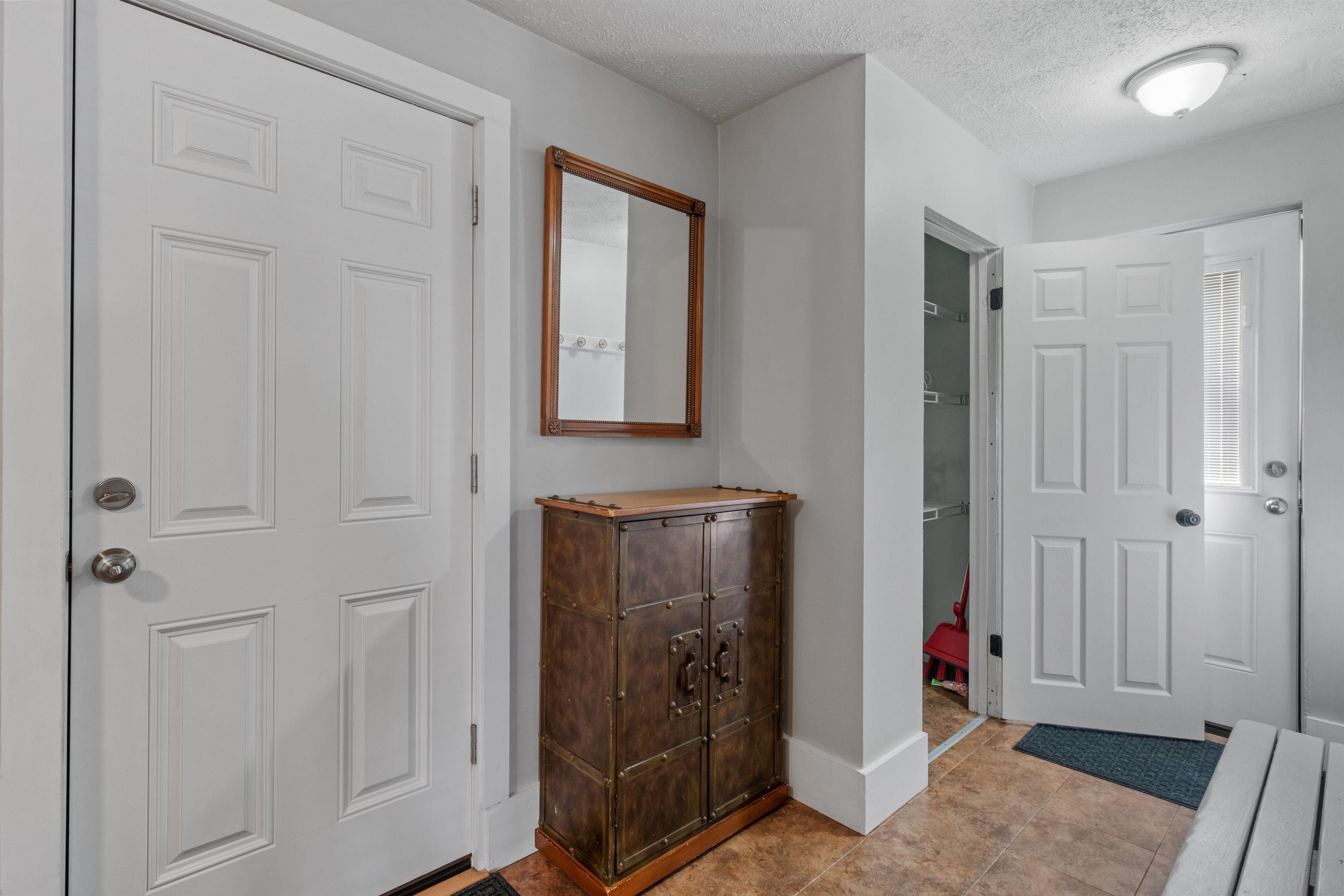 65 South Elm Street, Unit 2 Manchester, NH 03103 - Photo 16 of 28