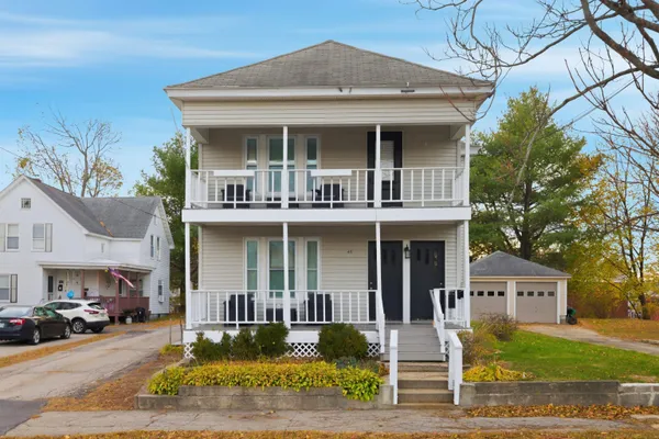 $2,200 | 65 South Elm Street, Unit 2, Manchester, NH 03103
