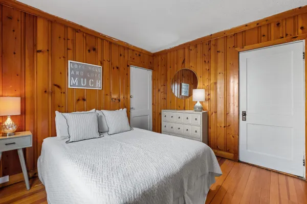 $2,200 | 65 South Elm Street, Unit 2, Manchester, NH 03103