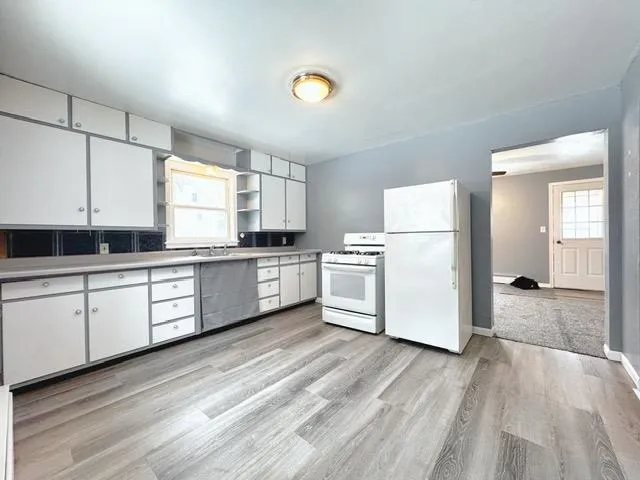 $95,000 | 1205 32nd Avenue, Menominee, MI 49858