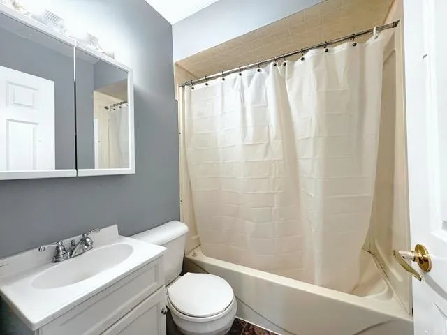 $95,000 | 1205 32nd Avenue, Menominee, MI 49858