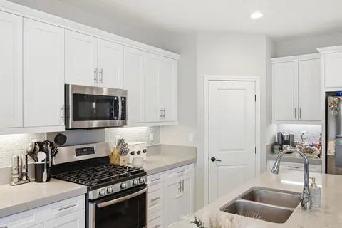 $1,025,000 | 1108 Camino Prado, Chula Vista, CA 91913