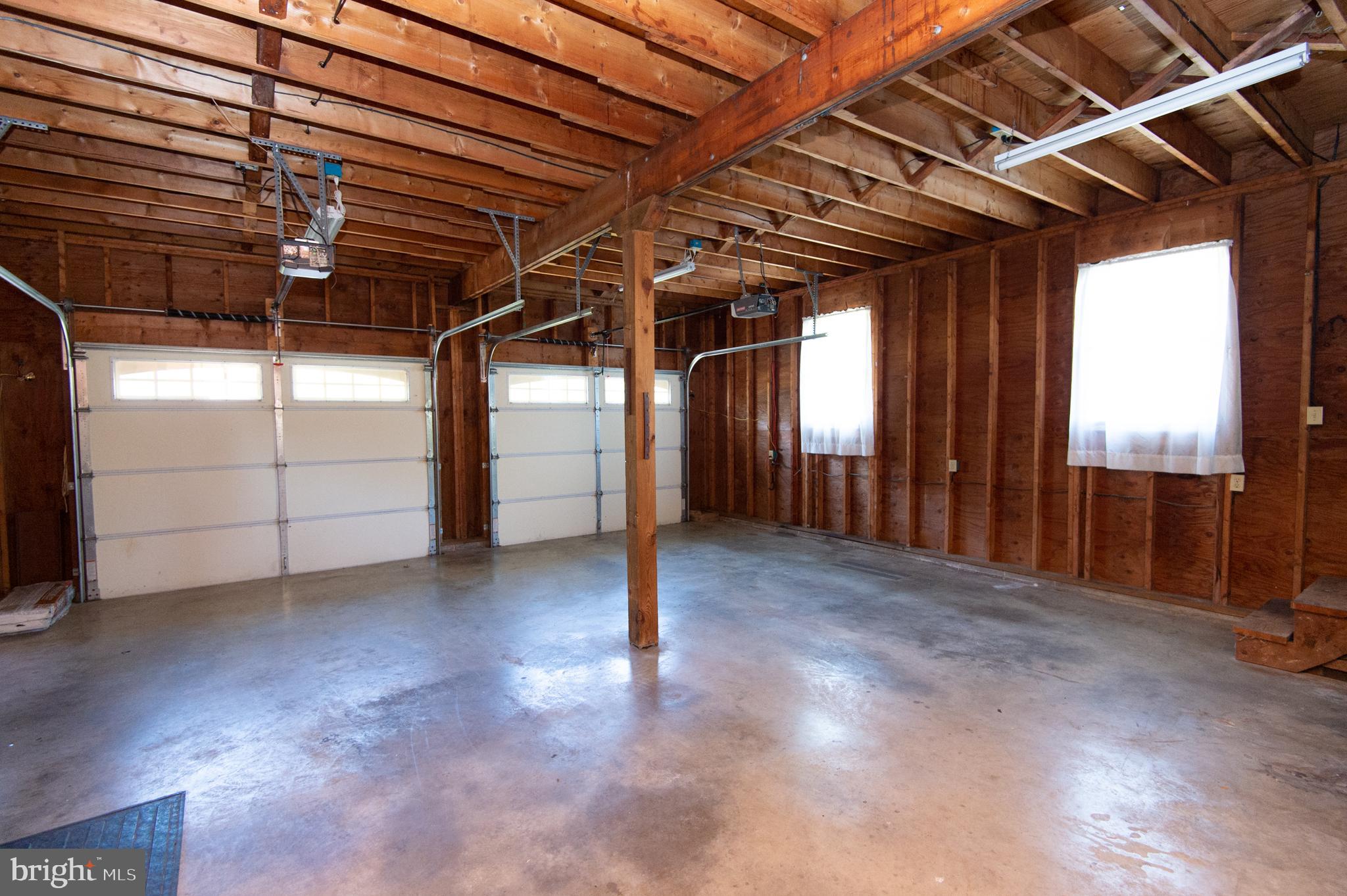 5153 Paw Paw Road Cambridge, MD 21613 - Photo 22 of 26 Garage - Interior