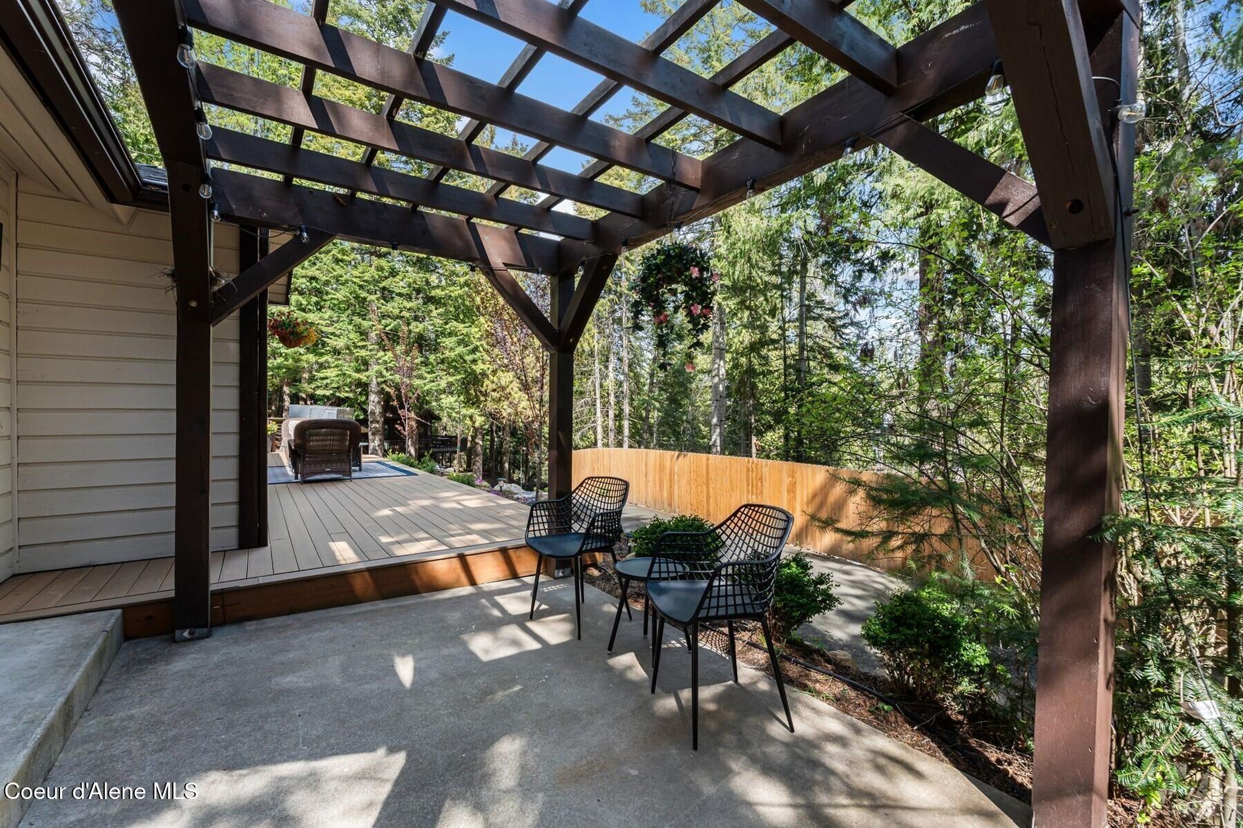 5884 East Hayden Lake Road Hayden, ID 83835 - Photo 46 of 66 Pergola outside Primary Suite
