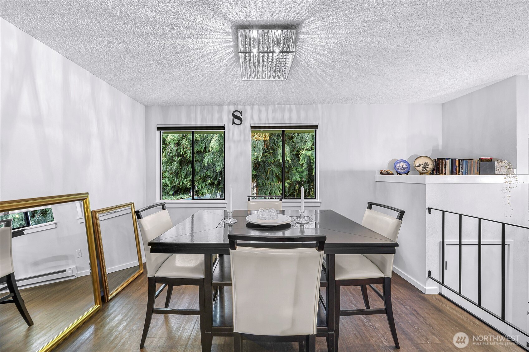 1211 North 8th Street, Unit 2 Mount Vernon, WA 98273 - Photo 8 of 38 a view of a dining room with furniture window and outside view