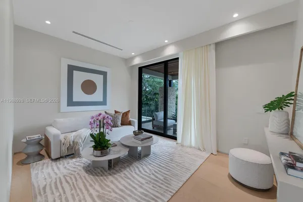 $22,000,000 | 5545 Southwest 81st Terrace, Miami, FL 33143