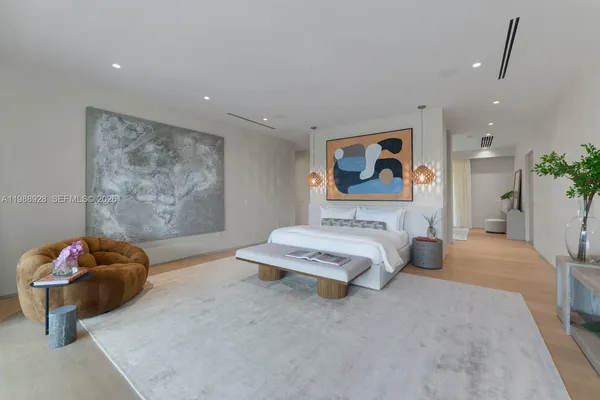 $22,000,000 | 5545 Southwest 81st Terrace, Miami, FL 33143