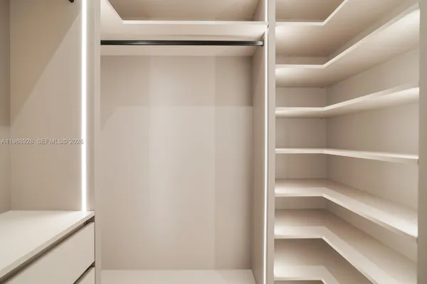 $22,000,000 | 5545 Southwest 81st Terrace, Miami, FL 33143