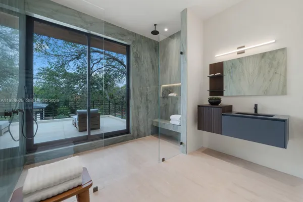 $22,000,000 | 5545 Southwest 81st Terrace, Miami, FL 33143