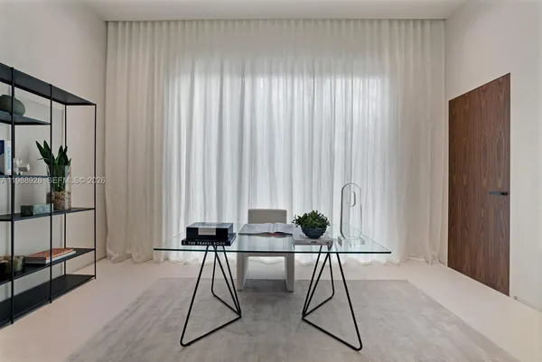 $22,000,000 | 5545 Southwest 81st Terrace, Miami, FL 33143