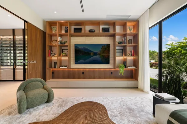 $22,000,000 | 5545 Southwest 81st Terrace, Miami, FL 33143