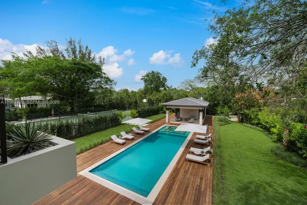 $22,000,000 | 5545 Southwest 81st Terrace, Miami, FL 33143