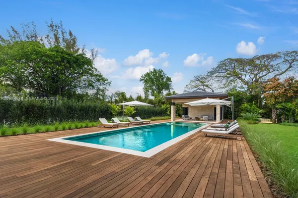 $22,000,000 | 5545 Southwest 81st Terrace, Miami, FL 33143