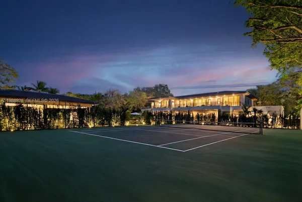 $22,000,000 | 5545 Southwest 81st Terrace, Miami, FL 33143