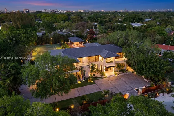 $22,000,000 | 5545 Southwest 81st Terrace, Miami, FL 33143