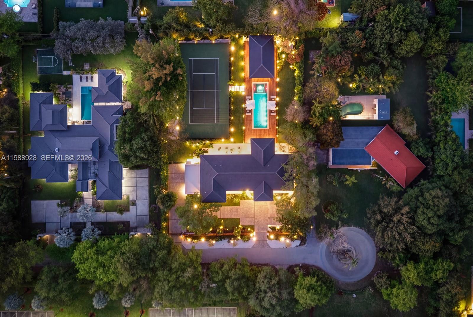 5545 Southwest 81st Terrace Miami, FL 33143 - Photo 90 of 100 an aerial view of a houses