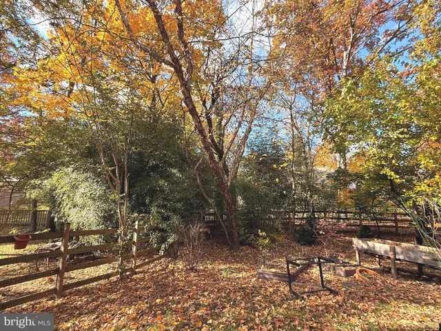 $1,600,000 | 11512 Le Havre Drive, Potomac, MD 20854