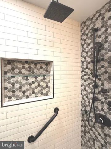 $1,600,000 | 11512 Le Havre Drive, Potomac, MD 20854