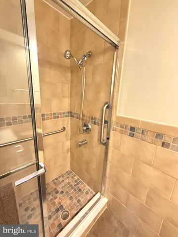 $1,600,000 | 11512 Le Havre Drive, Potomac, MD 20854